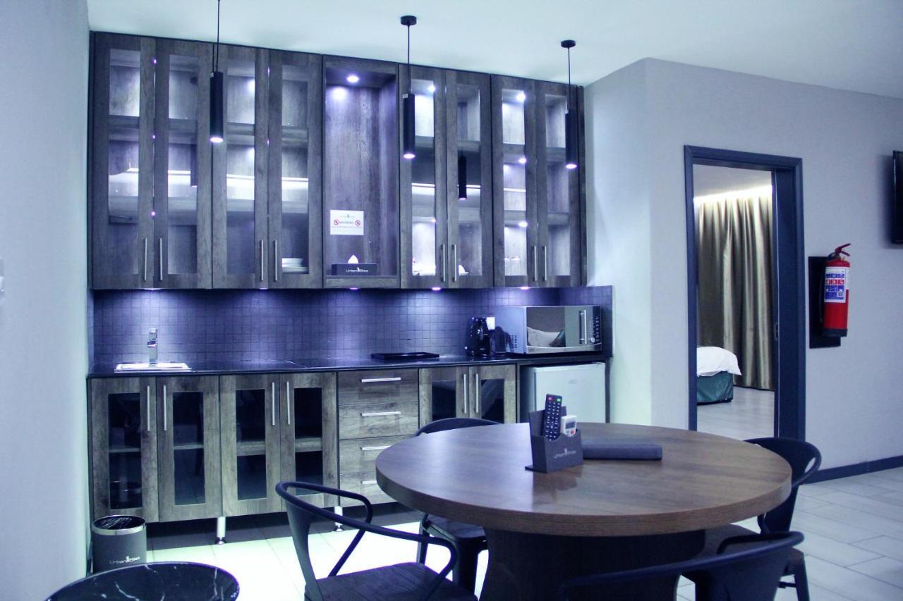 Urban Bliss Hotel Kabwe Екстер'єр фото